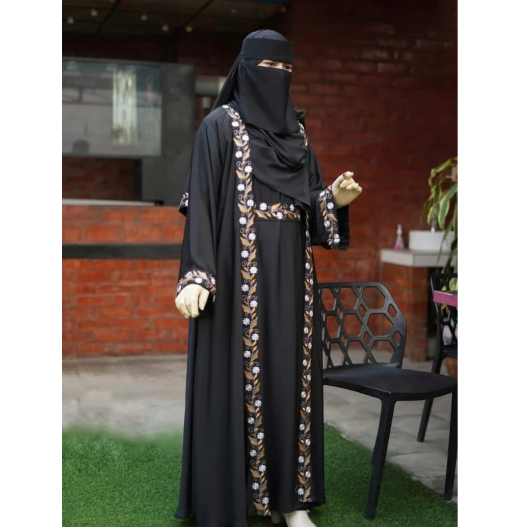 Dubai Cherry Borka