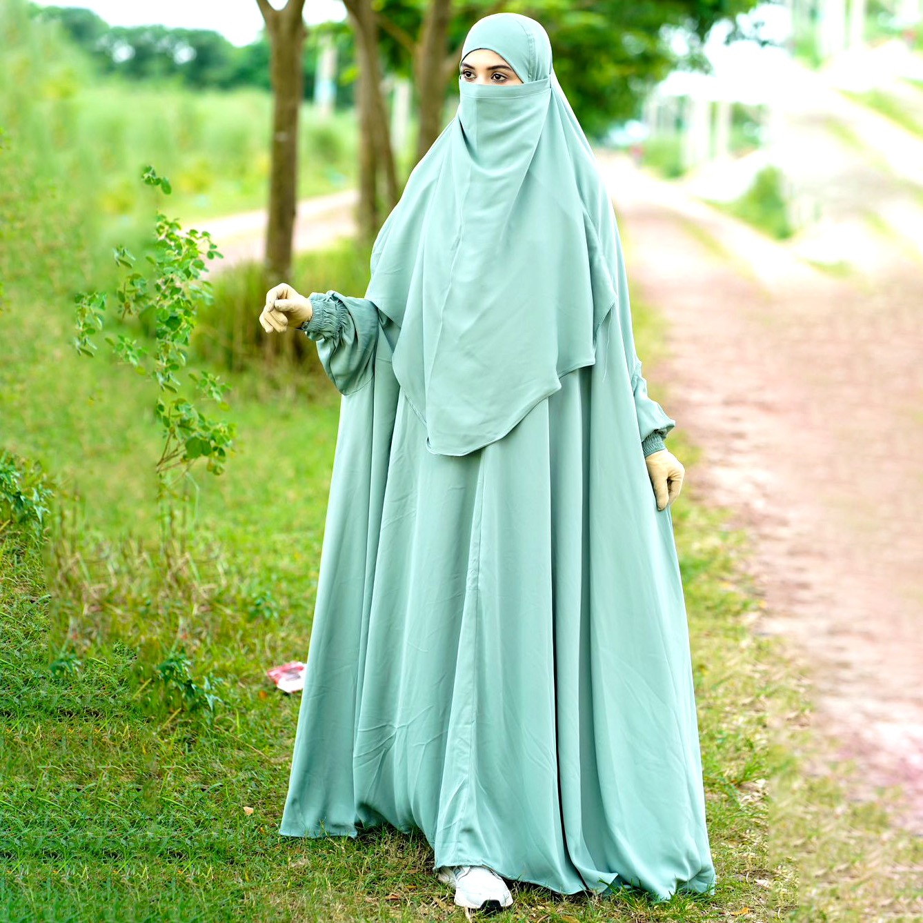 ফ্লোর টাচ লং আবায়া